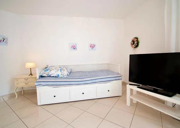 Wilhelma A1 Eg Lägenhet *